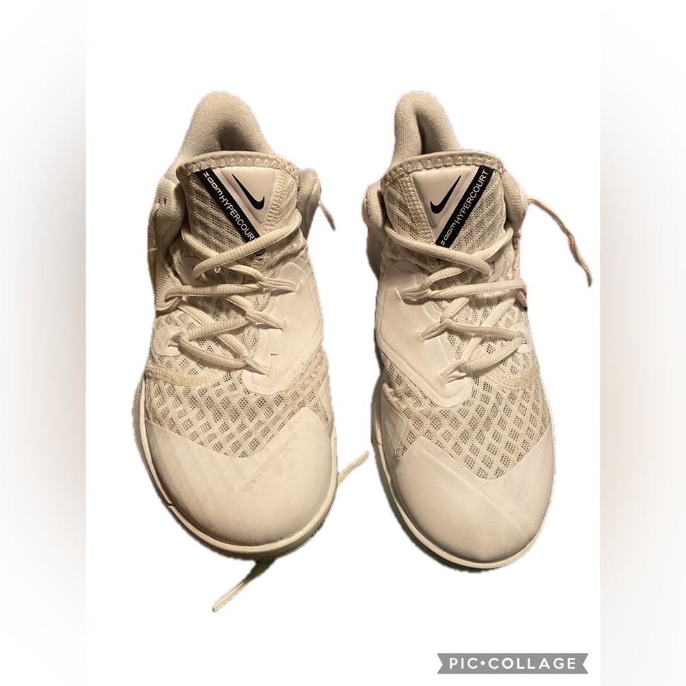 Nike Zoom Hyper Court Athletic Sneakers